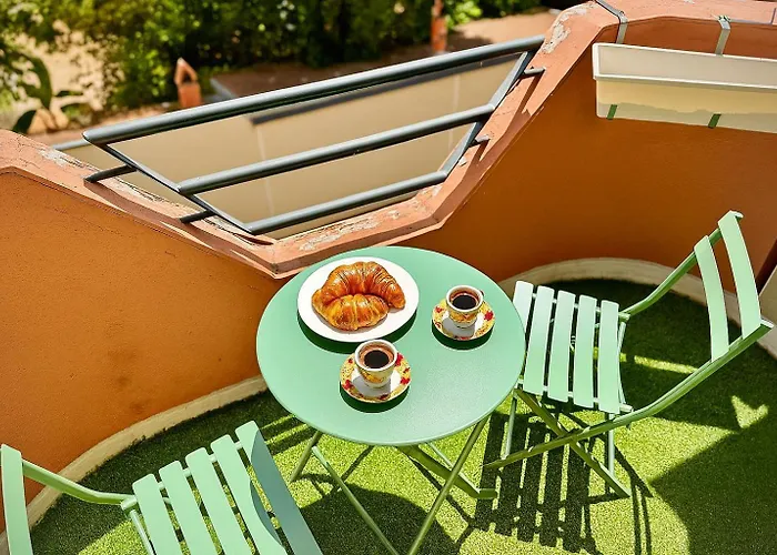 Le Petit Italien 아파트 *